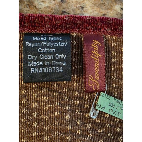 Serendipity Burgundy Table Runner Tapestry Fringe 70x13 - Picture 2 of 2